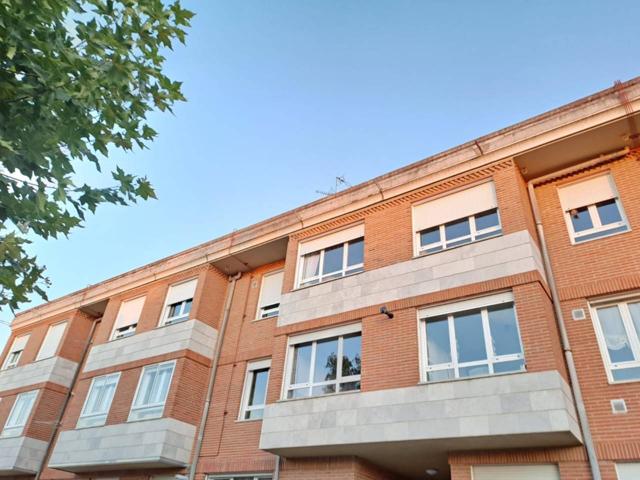 BONITO PISO PARA ENTRAR A VIVIR CON GARAJE Y TRASTERO A UN PASO DE BURGOS photo 0