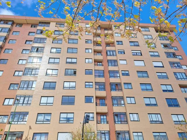 PISAZO PARA ENTRAR A VIVIR EN G3 DE 4 DORMITORIOS 2 BAÑOS GARAJE Y TRASTERO photo 0