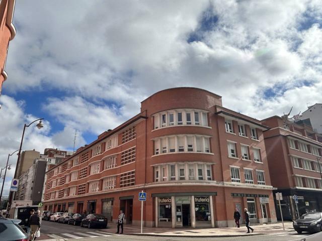 Venta de piso en Burgos Capital photo 0