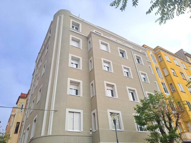 PISO REFORMADO EXTERIOR EN EL CENTRO DE 3 DORMITORIOS photo 0