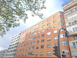 PISAZO A SUR DE 3 DORMITORIOS CON TERRAZA PARA ENTRAR A VIVIR EN CRTA POZA photo 0