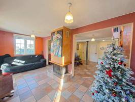 IMPRESIONANTE CHALET UNIFAMILIAR DE 2 PLANTAS EN UNA PARCELA DE UNOS 1.500 M2 A UN PASO DE BURGOS photo 0