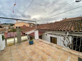CASA ADOSADA PLANTA BAJA EN OLOT-GARROTXA (ZONA SANT ROC) photo 0