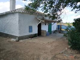 VENDO CASA DE CAMPO CON TERRENO EN MANZANARES photo 0