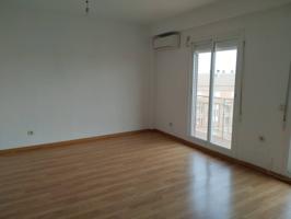 VENDO PISO EN MANZANARES photo 0