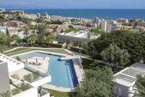 Atico de nueva construcion en Torremolinos. photo 0
