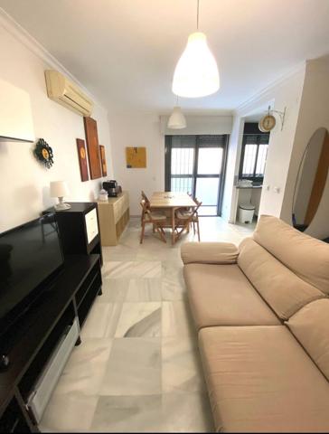 Piso En venta en Carvajal, Fuengirola photo 0
