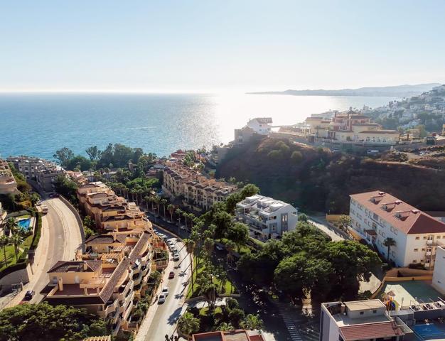 Viviendas en Torrequebrada, Benalmádena Costa. photo 0