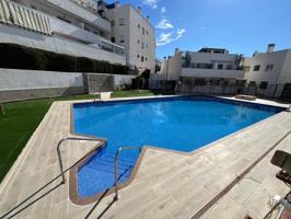 Apartamento en Planta Última en venta en Torrequebrada photo 0