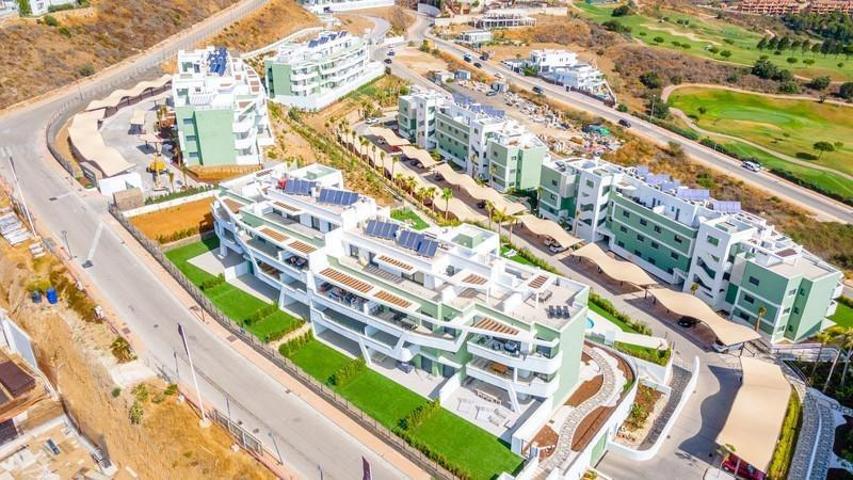 Apartamento Planta Media en venta en Mijas Costa photo 0