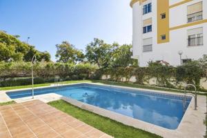 Apartamento en Planta Última en venta en Torremolinos Centro photo 0