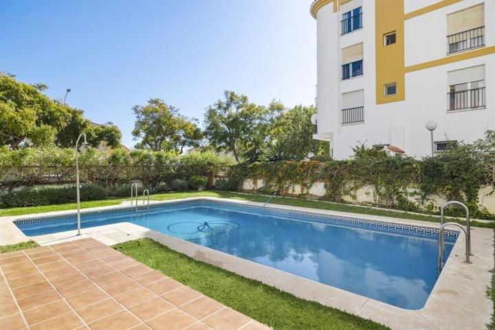 Apartamento en Planta Última en venta en Torremolinos Centro photo 0
