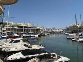 Apartamento en venta en Puerto Marina, Benalmádena photo 0