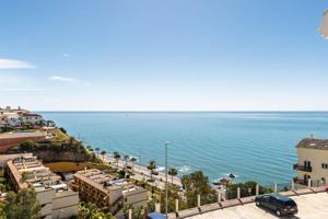Adosada en venta en Carvajal , Benalmadena Costa photo 0