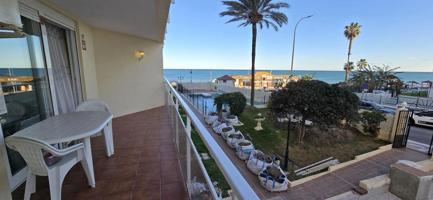 Apartamento Planta Media en venta en La Carihuela photo 0