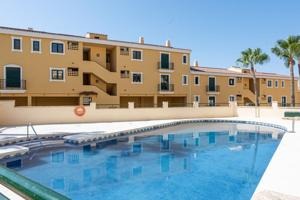 Apartamento Planta Media en venta en Torrequebrada photo 0