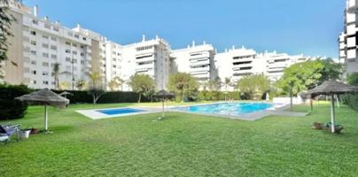 Apartamento Planta Media en venta en Fuengirola photo 0