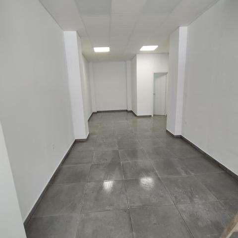 LOCAL COMERCIAL - ZONA TORREVIEJA - photo 0