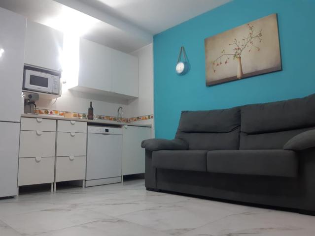 COQUETO APARTAMENTO DE 2 DORMITORIOS A 200 METROS DE LA PLAYA - ZONA TORREVIEJA - photo 0