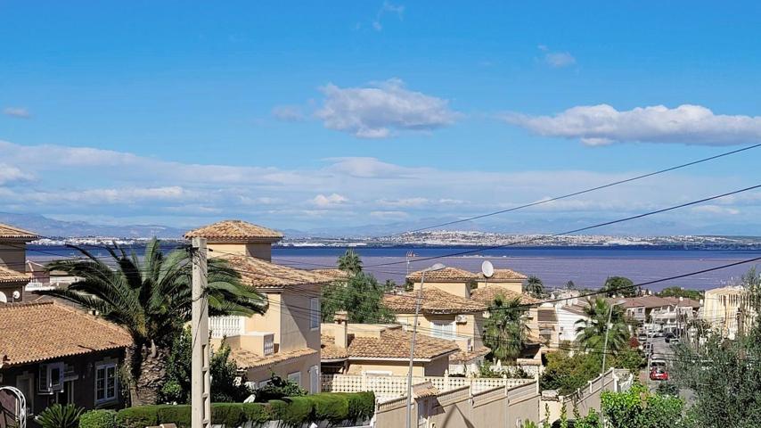 Unifamiliar Pareada En venta en Urbanización Perla Del Mar, Orihuela photo 0