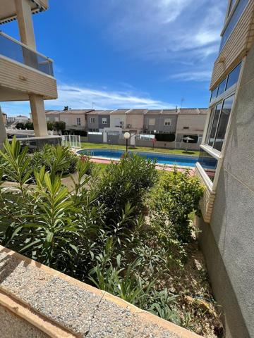 APARTAMENTO DE 2 DORMITORIOS CON PISCINA COMUNITARIA Y VISTAS AL MAR - ZONA TORREVIEJA - photo 0