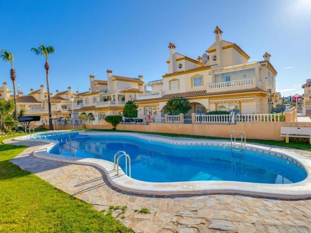 ADOSADO EN PLAYA FLAMENCA CON PISCINA COMUNITARIA photo 0