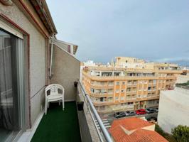 ATICO EN TORREVIEJA A 600 METROS DEL MAR, 2 HABITACIONES photo 0