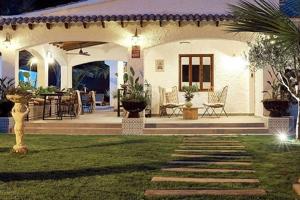 Unifamiliar En venta en Punta Prima, Torrevieja photo 0