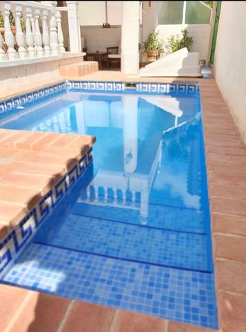 QUAD DE 3 DORMITORIOS CON PISCINA PRIVADA - ZONA LA FLORIDA, ORIHUELA COSTA - photo 0