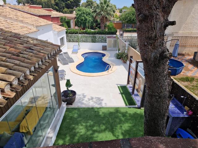 CHALET DE 4 DORMITORIOS CON PISCINA PRIVADA Y LICENCIA TURÍSTICA - ZONA PUNTA PRIMA - photo 0