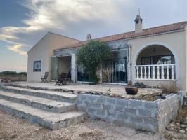 CHALET INDEPENDIENTE DE 3 DORMITORIOS CON 2500 METROS DE PARCELA -ZONA BENEJUZAR - photo 0