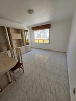 APARTAMENTO EN TORREVIEJA, CERCA DEL MAR CON 3 DORMITORIOS photo 0