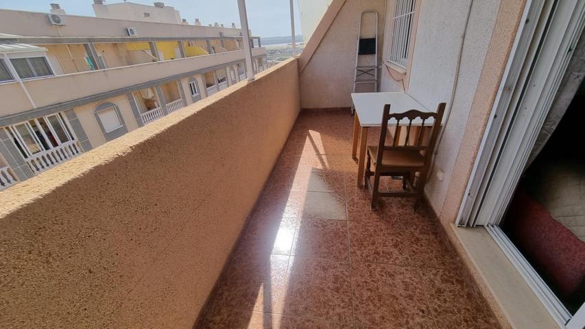ÁTICO DE 2 DORMITORIOS CON PISCINA COMUNITARIA - ZONA PARQUE DE LAS NACIONES, TORREVIEJA - photo 0