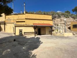 CASA RURAL ESTILO CUEVA CON 40.000 M2 DE PARCELA - ZONA ABANILLA, MURCIA - photo 0