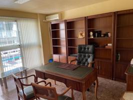 NEGOCIO EN ENTRESUELO - ZONA CENTRO ALMORADÍ photo 0