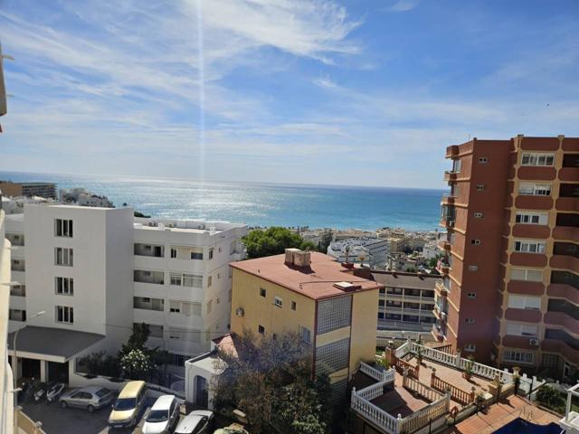 APARTAMENTO CON VISTAS ESPECTACULARES EN TORREMOLINOS. photo 0