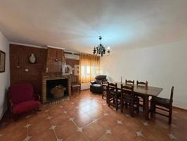 Chalet adosado en venta en Mingogil photo 0