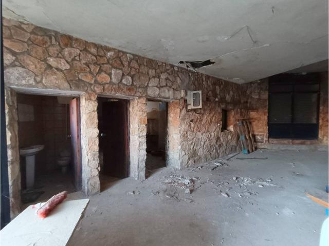 Casa adosada en venta en Isso photo 0