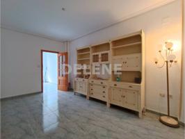 Piso en venta en Hellín photo 0