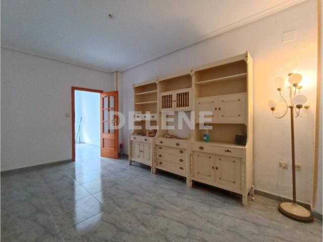 Piso en venta en Hellín photo 0