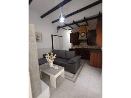 Apartamento en planta baja en centro histórico. photo 0