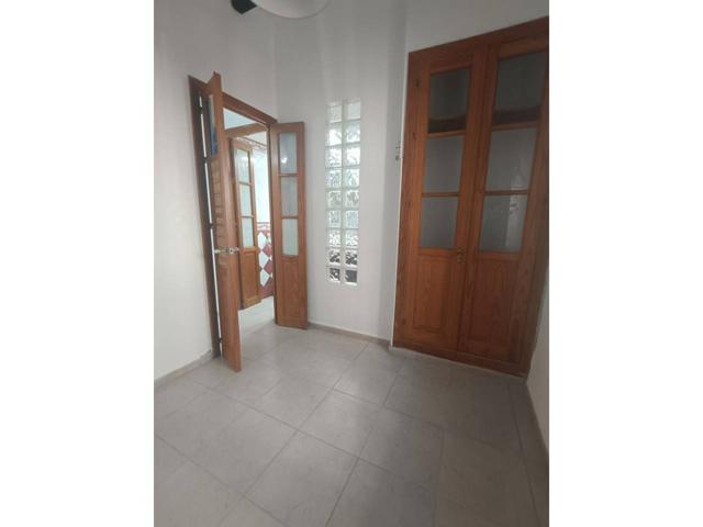 Apartamento en planta baja en centro histórico. photo 0