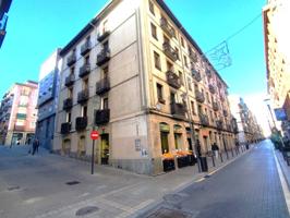 Piso en venta en Zabala (48003) photo 0