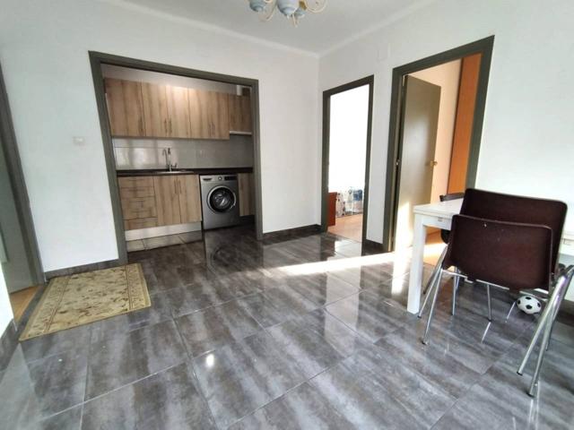 Piso en venta en San Adrian photo 0