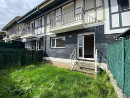 Chalet adosado en venta en calle del Alto de la Cruz 1, Castro-Urdiales photo 0