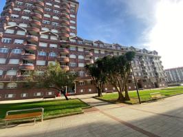 Piso en venta en Hermandad de las Marismas 6, Castro-Urdiales photo 0