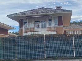 Casa - Chalet independiente en venta en S-504 141 A, Castro-Urdiales photo 0