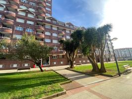 Piso en venta en Hermandad de las Marismas 6, Castro-Urdiales photo 0