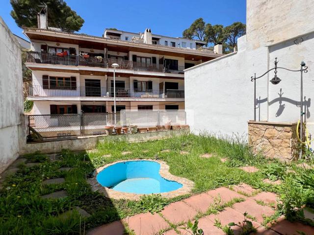 Casa de pueblo a 200 m de la playa de Tamariu photo 0