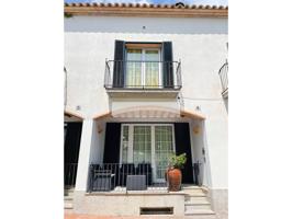 Exclusiva casa adosada en el corazón de Llafranc, a solo 150 metros del mar photo 0